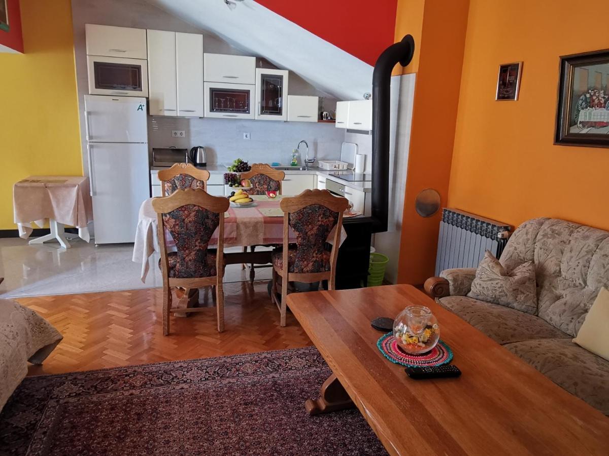 Nina Apartments Подстрана Екстериор снимка