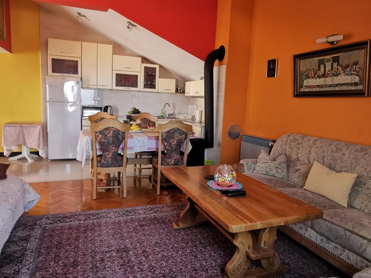 Nina Apartments Подстрана Екстериор снимка