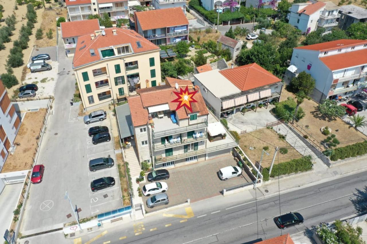 Nina Apartments Подстрана Екстериор снимка