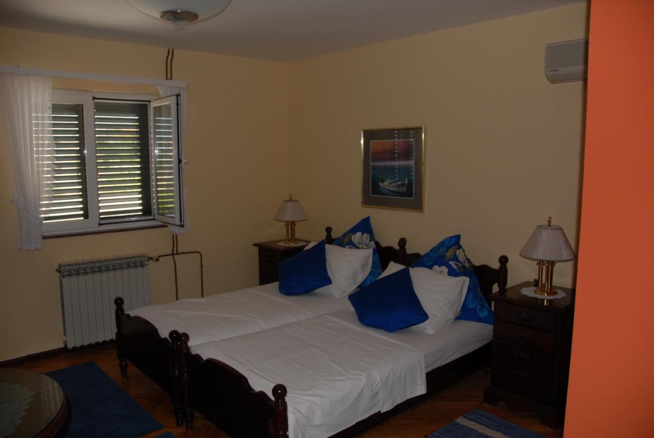 Nina Apartments Подстрана Екстериор снимка